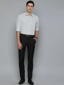 Louis Philippe Men Grey & White Slim Fit Checked Formal Shirt