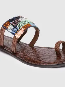 Catwalk Women Multicoloured Embellished One Toe Flats