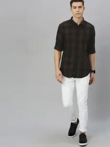 Roadster Men Coffee Brown & Black Regular Fit Checked Sustainable Casual Shirt