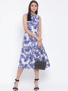 Oxolloxo Women White & Blue Printed Fit and Flare Dress with Tie-Ups