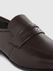 INVICTUS Men Coffee Brown Solid Formal Slip-On Shoes