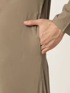 House of Pataudi Men Olive Green Pure Cotton Solid Straight Kurta