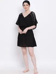 Oxolloxo Women Black Solid Nightdress