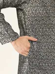 SOJANYA Men Black & Off-White Self Design Kurta with Churidar