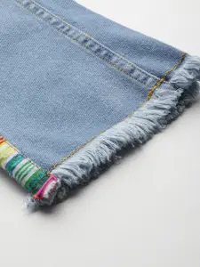 DressBerry Women Blue Slim Fit Mid-Rise Clean Look Stretchable Cropped Jeans