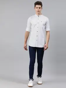 Urbano Fashion Men White Slim Fit Solid Casual Shirt