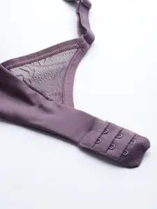 Mast & Harbour Purple Solid Non-Wired Lightly Padded Everyday Bra MNH-BRA-DRMS-094A