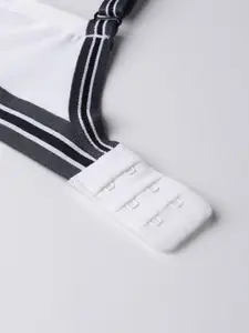 Mast & Harbour White & Navy Blue Non-Wired Lightly Padded Everyday Bra MNH-BRA-DRMS-133A-