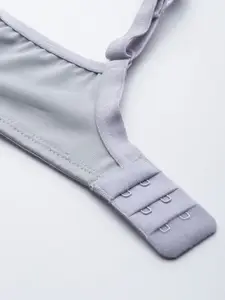 Mast & Harbour Grey Solid Non-Wired Non Padded Everyday Bra MNH-BRA-DRMS-121A