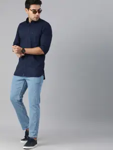 Tommy Hilfiger Men Navy Blue & Black Slim Fit Checked Casual Shirt