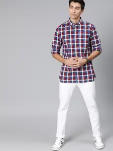 Tommy Hilfiger Men Red & Blue Checked Regular Fit Casual Shirt