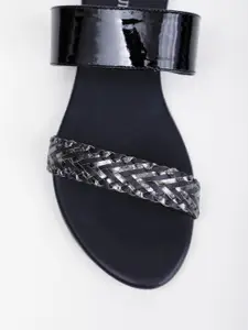 Vishudh Women Black Textured Open Toe Flats