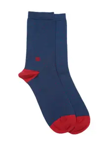 SockSoho Men Teal Blue & Red Geometric Patterned Above Ankle-Length Socks