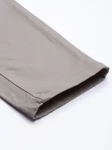 Roadster Men Grey Dave2 Tapered Fit Solid Chinos