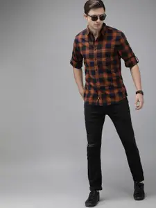 Roadster Men Navy Blue & Coral Orange Regular Fit Checked Casual Shirt