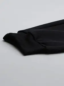 HRX By Hrithik Roshan Men Slim Fit Rapid-Dry Antimicrobial Training Joggers