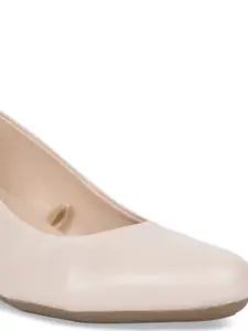 Hush Puppies Women Pink Solid Leather Pumps