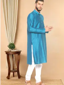 TATTVA Men Blue Solid Straight Kurta