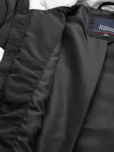 Indian Terrain Men Black & White Colourblocked Insulator Padded Jacket