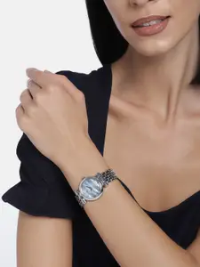 DressBerry Women Blue Analogue Watch DB20-8A