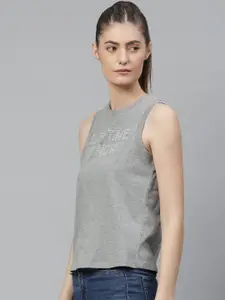 The Roadster Lifestyle Co Women Grey Melange Printed Round Neck T-shirt