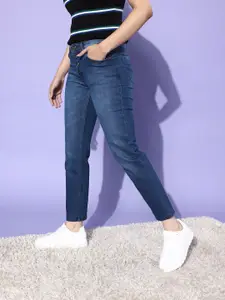 The Roadster Lifestyle Co Women Blue Slim Fit Mid-Rise Clean Look Stretchable Jeans