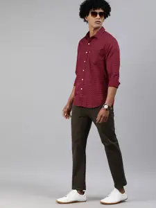Levis Men Maroon Slim Fit Geometric Printed Casual Shirt