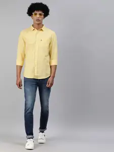 Levis Men Yellow Slim Fit Solid Casual Shirt