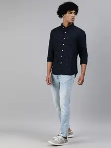 Levis Men Navy Blue & Yellow Slim Fit Printed Casual Shirt