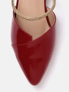 DressBerry Women Embellished Block Heel Mules