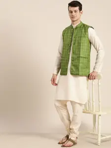 SOJANYA Men Cream-Coloured & Green Solid Kurta with Churidar With Nehru Jacket