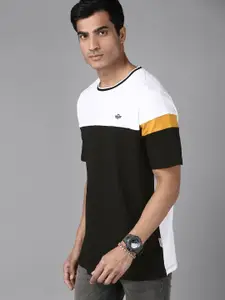 The Roadster Lifestyle Co Men Black  White Pure Cotton Colourblocked Round Neck Pure Cotton T-shirt