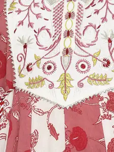Vbuyz Women Pink & White Floral Printed & Gota Patti Anarkal Kurta