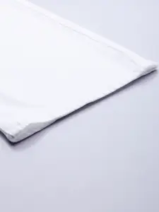 Roadster Women White Bootcut Stretchable Jeans