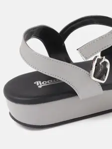 Roadster Women Grey Solid Criss-Cross Open Toe Flats