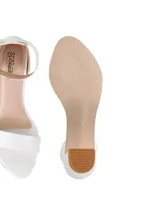 Shoetopia Women White Woven Design Sandals