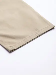 Highlander Men Beige Casual Trousers