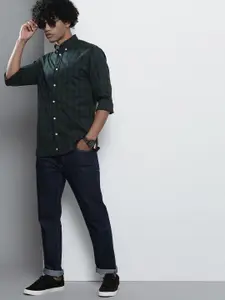 Tommy Hilfiger Men Black & Green Regular Fit Checked Casual Shirt