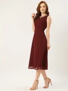 Slenor Women Burgundy Solid A-Line Dress With Jewel Neck