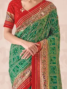 Saree mall Green & Red Bandhani Printed Saree