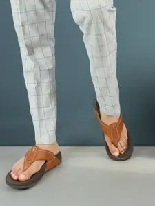 Carlton London Men Textured Comfort Sandals