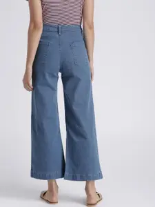 Chemistry Women Blue Mid-Rise Clean Look Flared Cropped Jeans