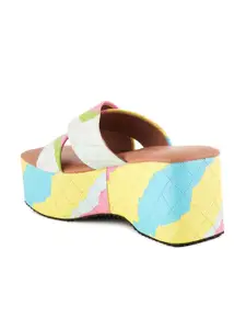 DressBerry Peach-Coloured Cross Strap Printed Flatform Heels