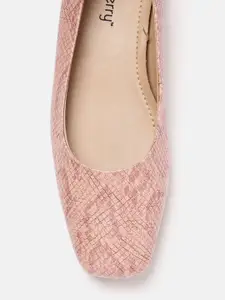 DressBerry Women Snake Skin Textured Ballerinas