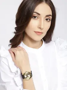 GUESS Women Gold-Toned Analogue Watch W0911L3