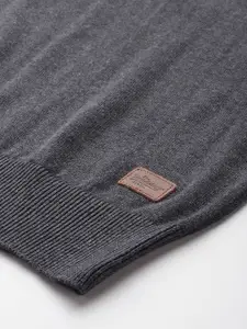 Roadster Men Solid Cotton Pullover