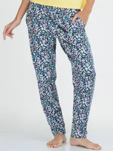 mackly Typography Printed Night Suit