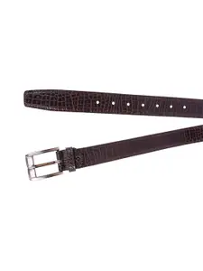 INVICTUS Men Textured Slim Belt