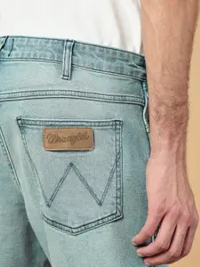 Wrangler Men Skanders Slim Fit Low-Rise Clean Look Heavy Fade Stretchable Jeans
