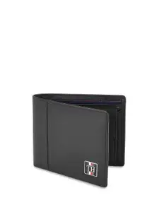 Tommy Hilfiger Men Textured Leather Two Fold Wallet